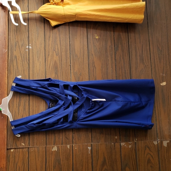 Dress - Picture 2 of 2